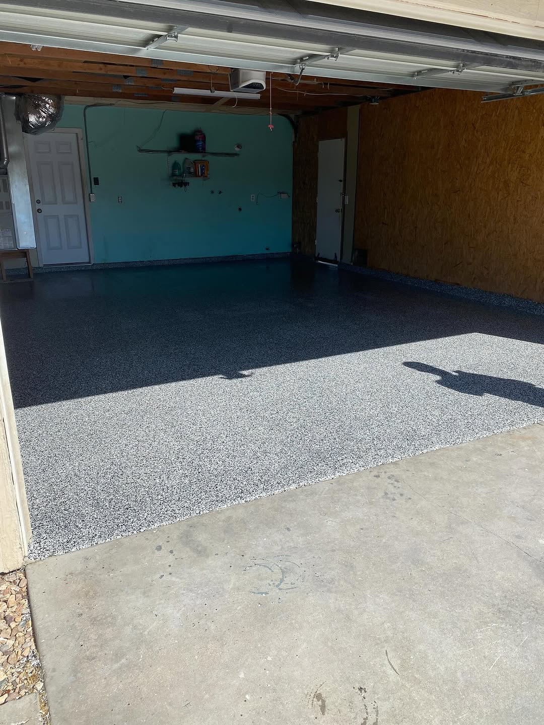 Epoxy flooring project 28